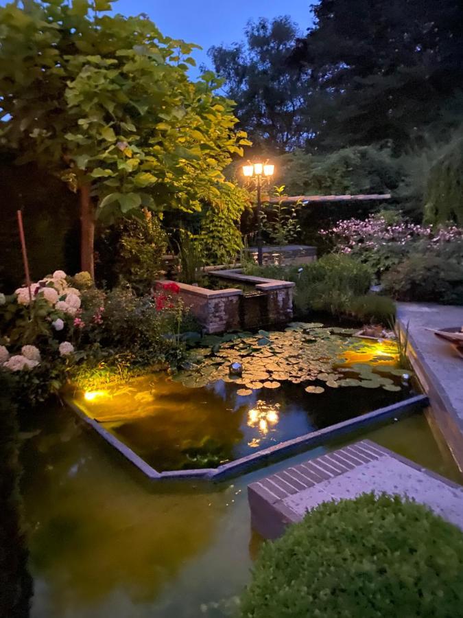 La Maison Des Papillons Deerlijk 外观 照片